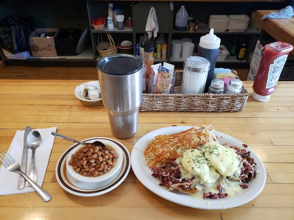 Eggs Benedict Corned Beef Hash