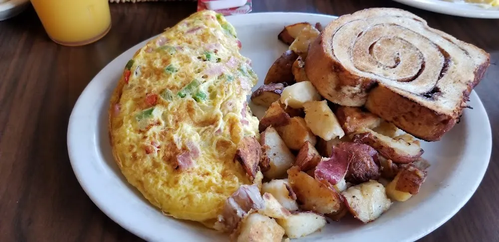 Western Omelette Pan Fries Raisin Toast