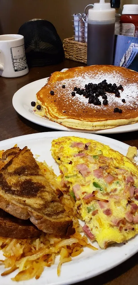 Western Omelette Pan Fries Rye Toast